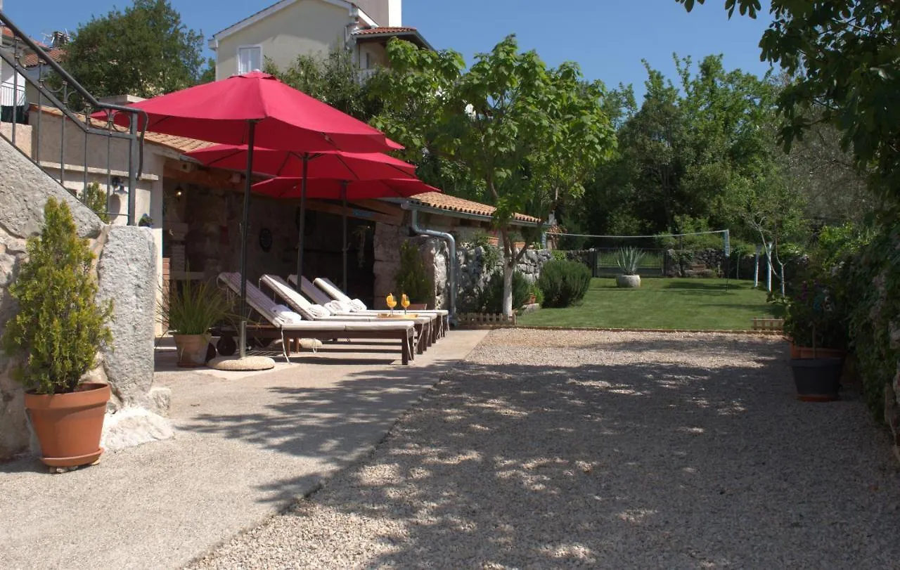 Villa Ca'Pietra, Rustic Stone House Malinska