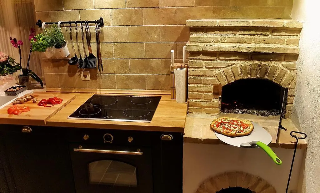 Villa Ca'Pietra, Rustic Stone House Malinska
